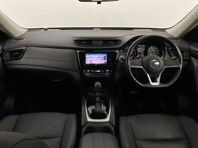 日産 エクストレイル ハイブリッド 20X 新潟県 2019(平31)年 5万km ブリリアントホワイトパール ４WD/踏み間違い衝突防止アシスト/ワンオーナー/パノラマルーフ/社外メモリナビ　/　　CD/DVD/AM/FM/フルセグ/BT/iPod/バックモニター/パワーバックドア/HIDオートライト/前席シートヒーター/純正17インチアルミホイール付/ダウンヒルアシストコントロール/純正フロアマット/ドアバイザー/スペアキー/スマートキー/ETC
