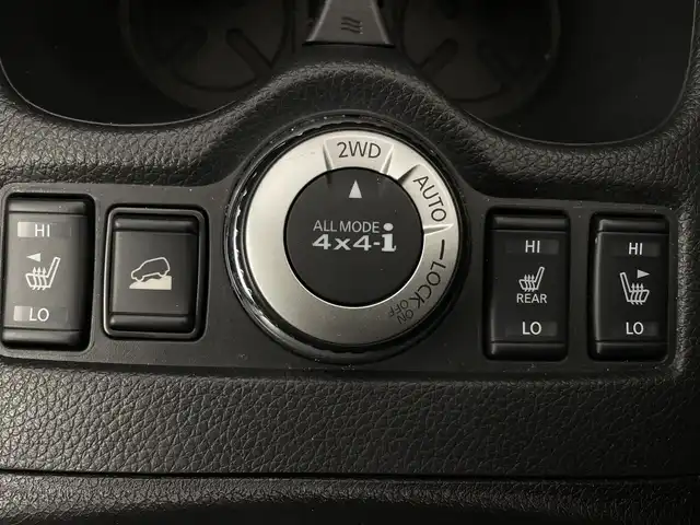 日産 エクストレイル ハイブリッド 20X 新潟県 2019(平31)年 5万km ブリリアントホワイトパール ４WD/踏み間違い衝突防止アシスト/ワンオーナー/パノラマルーフ/社外メモリナビ　/　　CD/DVD/AM/FM/フルセグ/BT/iPod/バックモニター/パワーバックドア/HIDオートライト/前席シートヒーター/純正17インチアルミホイール付/ダウンヒルアシストコントロール/純正フロアマット/ドアバイザー/スペアキー/スマートキー/ETC