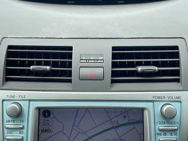トヨタ カムリ G リミテッドエディション 三重県 2006(平18)年 5.1万km ホワイトパールクリスタルシャイン 純正ナビ/バックカメラ/ETC/クルーズコントロール/革巻きステアリング/前席パワーシート/ステアリングリモコン/オートライト/純正フロアマット/スペアキー/電動格納ミラー/禁煙車