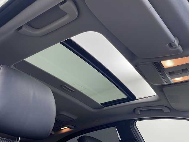 メルセデス・ベンツ Ｓ５５０Ｌ ブルーエフィシェンシー 岐阜県 2012(平24)年 10.6万km パール サンルーフ/HarmanKardon/レザーシート/パワーシート全席/メモリーシート全席/シートヒーター/エアシート/バックカメラ/プレセーフブレーキ/ブラインドスポット/レーンキープアシスト/マッサージ機能/パドルシフト/後席サンシェード/パワーバックドア/スマートキー/プッシュスタート/スペアキー/アテンションアシスト/ESP（横滑り防止装置）/ETC