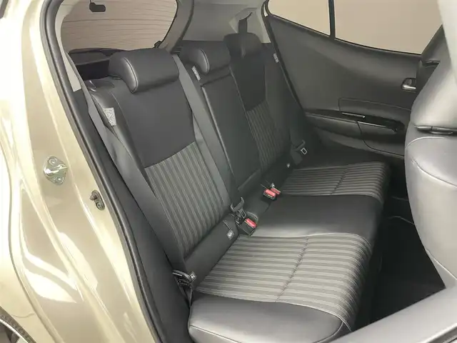 トヨタ アクア Z 岡山県 2022(令4)年 2.6万km クリアベージュメタリック 純正ディスプレイオーディオ/(Bluetooth/USB/Mira Cast)/パノラミックビューモニター/社外ドライブレコーダー前後/運転席パワーシート/前席シートヒーター/LEDオートヘッドライト/純正16インチAW/ブラインドスポットモニター/ヘッドアップディスプレイ/スマートキー×2/横滑り防止/ビルトインETC/取扱説明書