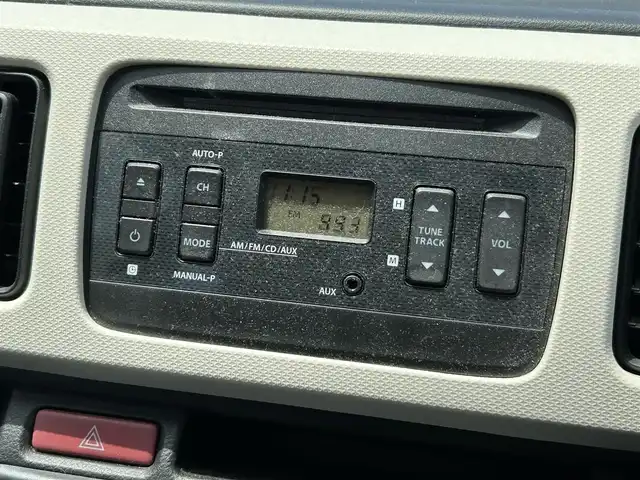スズキ アルト S 茨城県 2016(平28)年 5.3万km フィズブルーパールメタリック CD/CDチェンジャー/・FM/AM/CD/AUX/横滑り防止機能/アイドリングストップ/ABS/ドライブレコーダー（NX-DR2005）/運転席側シートヒーター/社外フロアマット/盗難防止機能
