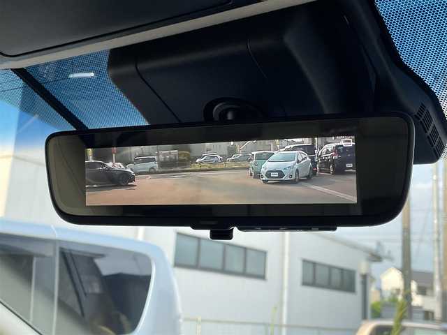 トヨタ アルファードハイブリット X 群馬県 2018(平30)年 6.6万km ホワイトパールクリスタルシャイン トヨタセーフティーセンス/・衝突軽減ブレーキ/・ブラインドスポット/・クリアランスソナー/・クルーズコントロール/・レーンキープ/・横滑り防止/・オートライト/・オートマチックハイビーム/・SOSコール/・デジタルインナーミラー/Ｔコネクト10.5インチナビ/・AM/FM/Bluetooth/・SD/USB/AUX/MSV/・フルセグTV/バックカメラ/JBLサウンド/両側電動スライドドア/フリップダウンモニター/サンルーフ/ドライブレコーダー/LEDヘッドライト/LEDフォグランプ/電動パーキング/純正フロアマット/純正ドアバイザー/社外18インチアルミホイール/プッシュスタート/スマートキー