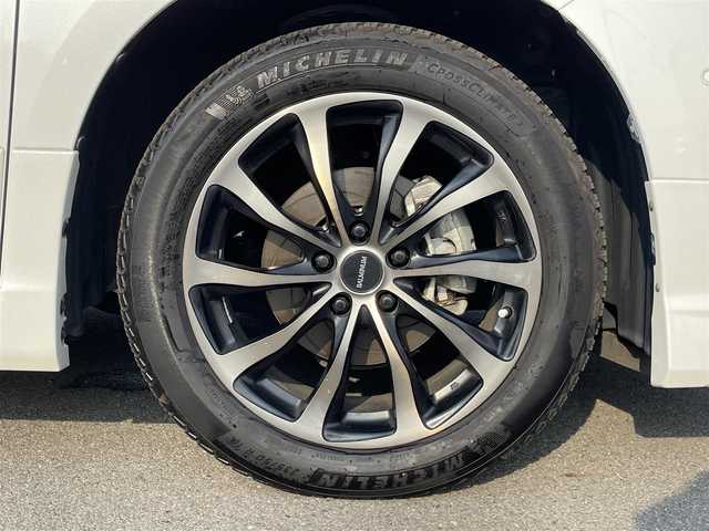 トヨタ アルファードハイブリット X 群馬県 2018(平30)年 6.6万km ホワイトパールクリスタルシャイン トヨタセーフティーセンス/・衝突軽減ブレーキ/・ブラインドスポット/・クリアランスソナー/・クルーズコントロール/・レーンキープ/・横滑り防止/・オートライト/・オートマチックハイビーム/・SOSコール/・デジタルインナーミラー/Ｔコネクト10.5インチナビ/・AM/FM/Bluetooth/・SD/USB/AUX/MSV/・フルセグTV/バックカメラ/JBLサウンド/両側電動スライドドア/フリップダウンモニター/サンルーフ/ドライブレコーダー/LEDヘッドライト/LEDフォグランプ/電動パーキング/純正フロアマット/純正ドアバイザー/社外18インチアルミホイール/プッシュスタート/スマートキー