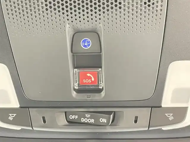 ホンダ ステップワゴン スパーダ eHEV 千葉県 2025(令7)年 0.1千km プラチナホワイトパール 登録済未使用車/HondaSENSING/・衝突軽減ブレーキ（CMBS）/・先行車発進お知らせ機能/・歩行者事故低減ステアリング/・路外逸脱抑制機能/・標識認識機能/・渋滞追従機能付アダプティブクルーズコントロール/・車線維持支援システム（LKAS）/・トラフィックジャムアシスト（渋滞運転支援機能）/・ブラインドスポットインフォメーション/・誤発進抑制機能/・後方誤発進抑制機能/・近距離衝突軽減ブレーキ/・急アクセル抑制機能/・パーキングセンサーシステム/・オートハイビーム/純正11.4インチメモリーナビ/・フルセグTV/・Bluetooth接続/・CD/DVD再生/・SD/MSV/・バックカメラ/両側パワースライドドア/LEDヘッドライト/コーナーセンサー/スマートキー