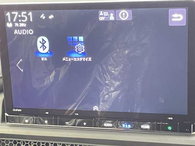 ホンダ ステップワゴン スパーダ eHEV 千葉県 2025(令7)年 0.1千km プラチナホワイトパール 登録済未使用車/HondaSENSING/・衝突軽減ブレーキ（CMBS）/・先行車発進お知らせ機能/・歩行者事故低減ステアリング/・路外逸脱抑制機能/・標識認識機能/・渋滞追従機能付アダプティブクルーズコントロール/・車線維持支援システム（LKAS）/・トラフィックジャムアシスト（渋滞運転支援機能）/・ブラインドスポットインフォメーション/・誤発進抑制機能/・後方誤発進抑制機能/・近距離衝突軽減ブレーキ/・急アクセル抑制機能/・パーキングセンサーシステム/・オートハイビーム/純正11.4インチメモリーナビ/・フルセグTV/・Bluetooth接続/・CD/DVD再生/・SD/MSV/・バックカメラ/両側パワースライドドア/LEDヘッドライト/コーナーセンサー/スマートキー