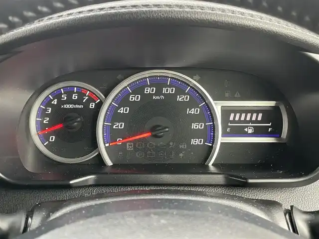 トヨタ ルーミー カスタムG－T 道央・札幌 2018(平30)年 6.6万km パールホワイトⅢ ４WD/純正ディーラーOPナビ/CD/DVD/BT/フルセグ/スマートアシスト/衝突被害軽減ブレーキ/横滑り防止装置/クルーズコントロール/レーンキープアシスト/リアコーナーセンサー/アラウンドビューモニター/ビルトインETC/ドライブレコーダー/アイドリングストップ/SPORTMODE/両側パワースライドドア/プッシュスタート/スマートキー/LEDヘッドライト/オートライト/フォグランプ/電動格納ミラー/ウィンカーミラー/純正フロアマット/ドアバイザー