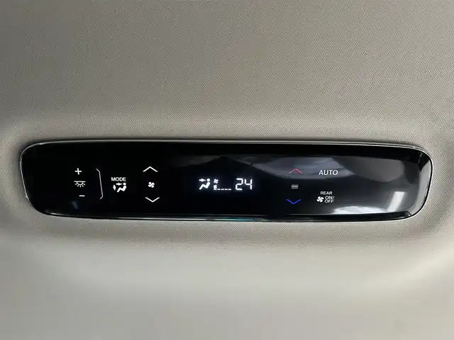 ホンダ オデッセイ ハイブリッド e:HEVアブソルート EX 島根県 2021(令3)年 1.8万km プレミアムスパークルブラックパール 登録時走行距離17207km/Honda純正ナビ（Gathers）/Bluetooth・Radio・CD・DVD/ETC2.0/デジタルインナーミラー（ALPINE）/フリップダウンモニター/Honda　SENSING/マルチビューカメラシステム/Hondaスマートパーキングアシスト/ブラインドスポットインフォメーション/LEDアクティブコーナリングライト/2列目プレミアムクレードルシート/運転席・助手席シートヒーター/運転席８ウェイパワーシート/助手席４ウェイパワーシート/運転席大型アームレスト/プライムスムース×ファブリックコンビシート/AC 100V 1500W/センターコンソールボックス/列目LEDアンビエントライトランプ/シーケンシャルターンシグナルランプ/ハンズフリーアクセスパワーテールゲート/両側パワースライドドア/20インチ社外AW