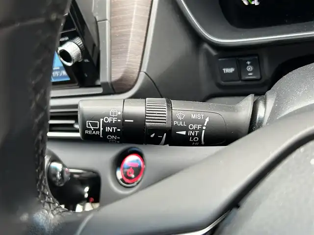 ホンダ オデッセイ ハイブリッド e:HEVアブソルート EX 島根県 2021(令3)年 1.8万km プレミアムスパークルブラックパール 登録時走行距離17207km/Honda純正ナビ（Gathers）/Bluetooth・Radio・CD・DVD/ETC2.0/デジタルインナーミラー（ALPINE）/フリップダウンモニター/Honda　SENSING/マルチビューカメラシステム/Hondaスマートパーキングアシスト/ブラインドスポットインフォメーション/LEDアクティブコーナリングライト/2列目プレミアムクレードルシート/運転席・助手席シートヒーター/運転席８ウェイパワーシート/助手席４ウェイパワーシート/運転席大型アームレスト/プライムスムース×ファブリックコンビシート/AC 100V 1500W/センターコンソールボックス/列目LEDアンビエントライトランプ/シーケンシャルターンシグナルランプ/ハンズフリーアクセスパワーテールゲート/両側パワースライドドア/20インチ社外AW