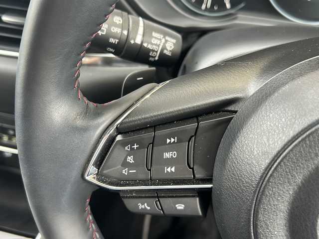 マツダ ＣＸ－５ XD ブラックトーンエディション 静岡県 2022(令4)年 1.9万km ソウルレッドクリスタルM 純正SDナビ/・DVD/・CD/・Bluetooth/・フルセグTV/・AM/・FM/・USB/主要装備/・プリクラッシュ/・コーナーセンサー前後/・クリアランスソナー/・レーンキープアシスト/・横滑り防止/・クルーズコントロール/・バックカメラ/・アラウンドビューモニター/・ドライブレコーダー前後/・オートホールド/・SOSコール/・シートヒーター/・ハンドルヒーター/・ブラインドスポットモニター/・純正アルミホイール/・純正フロアマット/・パドルシフト/・
