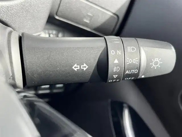 日産 デイズ ルークス HWS X Vセレクション 奈良県 2018(平30)年 6.8万km ホワイトパール 純正ナビ（MM317D-W）/（フルセグ／ＢＴ／ＣＤ／ＤＶＤ）/両側パワースライドドア/ハーフレザーシート/後席サンシェード/電動格納ミラー/オートライト/ＥＴＣ/前方ドライブレコーダー/純正15インチ/スペアキーX1