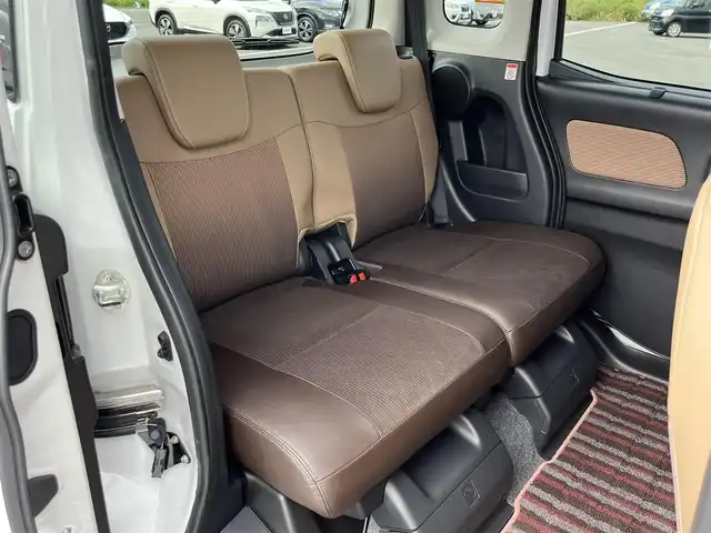 日産 デイズ ルークス HWS X Vセレクション 奈良県 2018(平30)年 6.8万km ホワイトパール 純正ナビ（MM317D-W）/（フルセグ／ＢＴ／ＣＤ／ＤＶＤ）/両側パワースライドドア/ハーフレザーシート/後席サンシェード/電動格納ミラー/オートライト/ＥＴＣ/前方ドライブレコーダー/純正15インチ/スペアキーX1