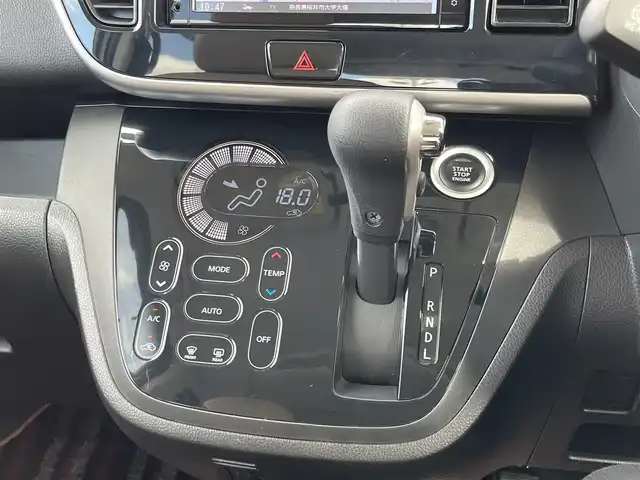 日産 デイズ ルークス HWS X Vセレクション 奈良県 2018(平30)年 6.8万km ホワイトパール 純正ナビ（MM317D-W）/（フルセグ／ＢＴ／ＣＤ／ＤＶＤ）/両側パワースライドドア/ハーフレザーシート/後席サンシェード/電動格納ミラー/オートライト/ＥＴＣ/前方ドライブレコーダー/純正15インチ/スペアキーX1