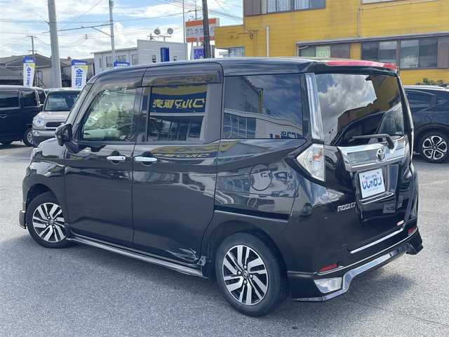 トヨタ ルーミー カスタムG 東京都 2021(令3)年 7.6万km ブラックマイカメタリック GRスポーツフルエアロ/ワンオーナー/純正ナビ / フルセグTV/Bluetooth/DVD/CD/バックカメラ /衝突回避支援ブレーキ/車線逸脱警報/ブレーキ制御付誤発進抑制/アダプティブクルーズコントロール/アダプティブドライビングビーム/衝突警報/ふらつき警報/サイドビューランプ/コーナーセンサー/路側逸脱警報/標識認識警報/両側パワースライドドア/LEDヘッドライト/LEDフォグランプ/オートライト/純正14インチアルミホイール/革調シートカバー/アイドリングストップ/プッシュスタート/スマートキー/電動オート格納ミラー/ウインカーミラー/ステアリングスイッチ/革巻きステアリングホイール/フロアマット/ドアバイザー/保証証/取扱説明書