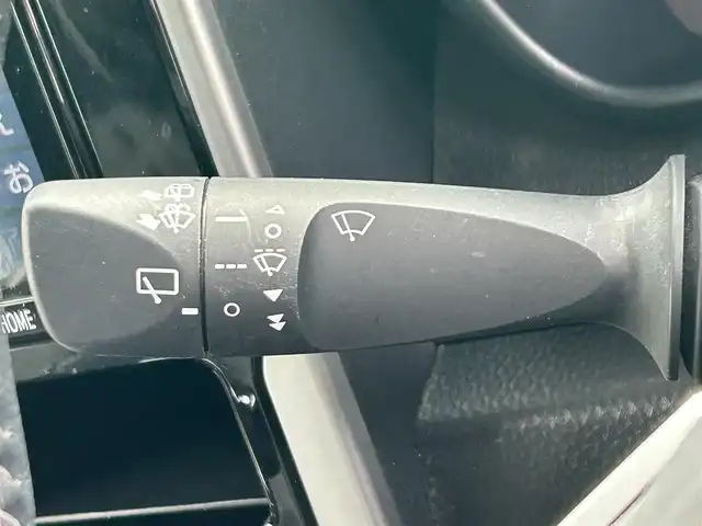 トヨタ ルーミー カスタムG 東京都 2021(令3)年 7.6万km ブラックマイカメタリック GRスポーツフルエアロ/ワンオーナー/純正ナビ / フルセグTV/Bluetooth/DVD/CD/バックカメラ /衝突回避支援ブレーキ/車線逸脱警報/ブレーキ制御付誤発進抑制/アダプティブクルーズコントロール/アダプティブドライビングビーム/衝突警報/ふらつき警報/サイドビューランプ/コーナーセンサー/路側逸脱警報/標識認識警報/両側パワースライドドア/LEDヘッドライト/LEDフォグランプ/オートライト/純正14インチアルミホイール/革調シートカバー/アイドリングストップ/プッシュスタート/スマートキー/電動オート格納ミラー/ウインカーミラー/ステアリングスイッチ/革巻きステアリングホイール/フロアマット/ドアバイザー/保証証/取扱説明書