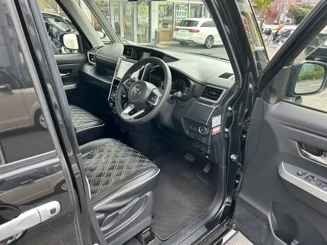 トヨタ ルーミー カスタムG 東京都 2021(令3)年 7.6万km ブラックマイカメタリック GRスポーツフルエアロ/ワンオーナー/純正ナビ / フルセグTV/Bluetooth/DVD/CD/バックカメラ /衝突回避支援ブレーキ/車線逸脱警報/ブレーキ制御付誤発進抑制/アダプティブクルーズコントロール/アダプティブドライビングビーム/衝突警報/ふらつき警報/サイドビューランプ/コーナーセンサー/路側逸脱警報/標識認識警報/両側パワースライドドア/LEDヘッドライト/LEDフォグランプ/オートライト/純正14インチアルミホイール/革調シートカバー/アイドリングストップ/プッシュスタート/スマートキー/電動オート格納ミラー/ウインカーミラー/ステアリングスイッチ/革巻きステアリングホイール/フロアマット/ドアバイザー/保証証/取扱説明書