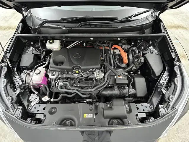 トヨタ ＲＡＶ４ ハイブリットG 岡山県 2023(令5)年 3.1万km アティチュードブラックマイカ 純正１０．５型ディスプレイオーディオ/（USB/HDMI/フルセグ/Carplay/AndroidAuto)/ＴＲＤエアロ（前/横/後下）/ガラスルーフ/ルーフレール/追従型クルーズコントロール/衝突軽減ブレーキ/踏み間違い防止/レーンキープアシスト/ブラインドスポットモニター/全周囲カメラ/コーナーセンサー（前/後）/合皮シート/パワーシート（運転席/助手席）/シートメモリ/シートヒーター（運転席/助手席）/エアシート（運転席/助手席）/ステアリングヒーター/電動リアゲート/LEDヘッドライト/オートハイビーム/フォグランプ/ドライブレコーダー（全方位）/純正18インチAW/スマートキー×1/禁煙車