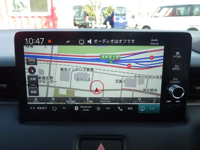 ホンダ ヴェゼル ハイブリッド e:HEV Z 千葉県 2025(令7)年 0.1千km クリスタルブラックパール e:HEV Z　4VC4AZ　Honda CONNECTディスプレー+ETC2.0車載器+ワイヤレス充電器(231000)/ホンダセンシング/・衝突軽減ブレーキ（CMBS）/・車線維持支援システム（LKAS）/・アダプティブクルーズコントロール（ACC）/・後方誤発進抑制機能/・誤発進抑制機能/パワーバックドア/ハーフレザーシート/前席シートヒーター/純正コネクトナビ/地デジTV/【Bluetooth接続】/【Apple CarPlay　Android Auto対応】/バックカメラ/ワイヤレス充電/革巻きステアリング/ステアリングヒーター/ステアリングスイッチ/パドルシフト/ETC（2.0）/LEDヘッドライト/フォグライト/ウインカーミラー/コーナーセンサー/純正18インチアルミホイル/サイド/カーテンエアバッグ/Honda スマートキー