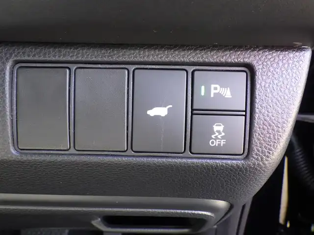 ホンダ ヴェゼル ハイブリッド e:HEV Z 千葉県 2025(令7)年 0.1千km クリスタルブラックパール e:HEV Z　4VC4AZ　Honda CONNECTディスプレー+ETC2.0車載器+ワイヤレス充電器(231000)/ホンダセンシング/・衝突軽減ブレーキ（CMBS）/・車線維持支援システム（LKAS）/・アダプティブクルーズコントロール（ACC）/・後方誤発進抑制機能/・誤発進抑制機能/パワーバックドア/ハーフレザーシート/前席シートヒーター/純正コネクトナビ/地デジTV/【Bluetooth接続】/【Apple CarPlay　Android Auto対応】/バックカメラ/ワイヤレス充電/革巻きステアリング/ステアリングヒーター/ステアリングスイッチ/パドルシフト/ETC（2.0）/LEDヘッドライト/フォグライト/ウインカーミラー/コーナーセンサー/純正18インチアルミホイル/サイド/カーテンエアバッグ/Honda スマートキー