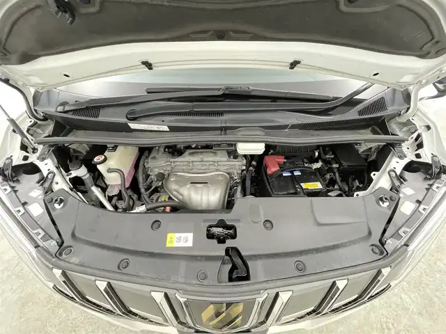 トヨタ アルファード S タイプゴールド 千葉県 2020(令2)年 4.2万km ホワイトパールクリスタルシャイン 禁煙車/トヨタセーフティセンス/・プリクラッシュセーフティ/・オートマチックハイビーム/・レーンディパーチャーアラート（LDA）/・ロードサインアシスト（RSA）（道路標識認識支援）/・先行車発進お知らせ機能/ブラインドスポットモニター/レーダークルーズコントロール/純正ナビ/　CD/DVD/BT/フルセグ/UＳＢ/フリップダウンモニター/両側パワースライドドア/パワーバックドア/デジタルインナーミラー/ビルトインETC/スマートキー&プッシュスタート/電動格納ミラー/ステアリングスイッチ/革巻きステアリング/電動パーキング/オートホールド/LEDヘッドライト/フォグライト