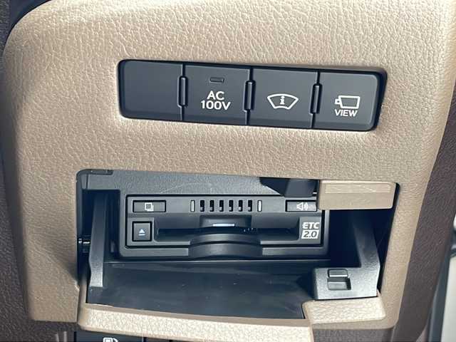 レクサス ＥＳ 300h バージョンL 沖縄県 2019(平31)年 6.4万km アイスエクリュマイカメタリック 純正メモリナビ/　CD/DVD/SD/BT/フルセグTV/パノラミックビューモニター/マークレビンソン/サンルーフ/デジタルインナーミラー　/ビルトインETC2.0/ドライブレコーダー（ZDR-022）/プリクラッシュセーフティ/アダプティブクルーズコントロール/レーンアシスト/クリアランスソナー/オートマチックハイビーム/ブラインドスポットモニター/アクセサリーコンセント（AC100V・1500W） /パワーバックドア/ホワイトレザーシート/前席シートヒーター/前席シートエアコン/前席パワーシート/純正18インチAW/純正フロアマット/プッシュスタート/スマートキ―/保証書/取扱説明書