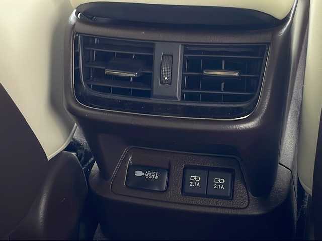 レクサス ＥＳ 300h バージョンL 沖縄県 2019(平31)年 6.4万km アイスエクリュマイカメタリック 純正メモリナビ/　CD/DVD/SD/BT/フルセグTV/パノラミックビューモニター/マークレビンソン/サンルーフ/デジタルインナーミラー　/ビルトインETC2.0/ドライブレコーダー（ZDR-022）/プリクラッシュセーフティ/アダプティブクルーズコントロール/レーンアシスト/クリアランスソナー/オートマチックハイビーム/ブラインドスポットモニター/アクセサリーコンセント（AC100V・1500W） /パワーバックドア/ホワイトレザーシート/前席シートヒーター/前席シートエアコン/前席パワーシート/純正18インチAW/純正フロアマット/プッシュスタート/スマートキ―/保証書/取扱説明書