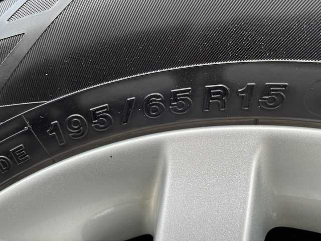 日産 ノート e－パワー X FOUR 青森県 2018(平30)年 7.1万km シャイニングブルー 4WD/ワンオーナー/純正SDナビ・フルセグTV/CD・DVD・Bluetooth・SD/アラウンドビューモニター/インテリジェントルームミラー/エマージェンシーブレーキ/レーンキープアシスト/フロント・バックソナー/純正フロアマット/LEDヘッドライト/オートライト/純正15インチアルミ/ドアバイザー/プッシュスタート/インテリキー/R1.R3.R5.R7ディーラー記録簿有/スペアキー/保証書・取説書