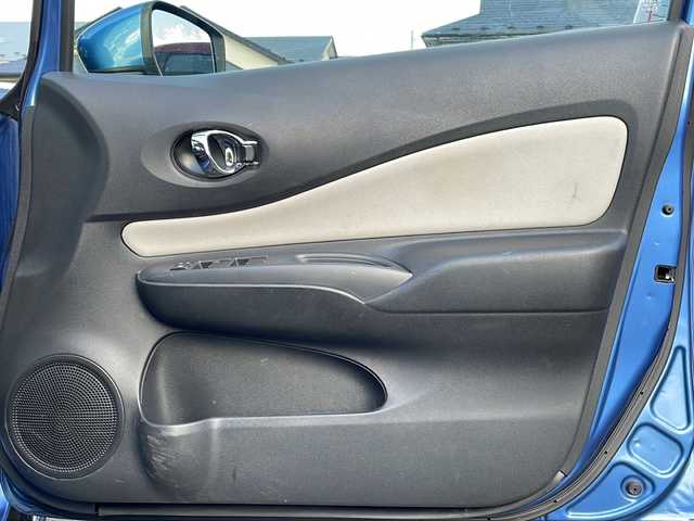 日産 ノート e－パワー X FOUR 青森県 2018(平30)年 7.1万km シャイニングブルー 4WD/ワンオーナー/純正SDナビ・フルセグTV/CD・DVD・Bluetooth・SD/アラウンドビューモニター/インテリジェントルームミラー/エマージェンシーブレーキ/レーンキープアシスト/フロント・バックソナー/純正フロアマット/LEDヘッドライト/オートライト/純正15インチアルミ/ドアバイザー/プッシュスタート/インテリキー/R1.R3.R5.R7ディーラー記録簿有/スペアキー/保証書・取説書