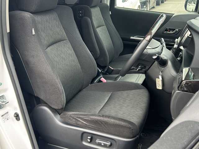 トヨタ ヴェルファイア 2．4Z Gエディション 石川県 2012(平24)年 17.5万km ホワイトパールクリスタルシャイン ワンオーナー/純正HDDナビゲーション/【HDD・CD/DVD・Bluetooth】/・フルセグTV/・バックカメラ/ビルドインETC/コーナーセンサー/クルーズコンtロール/ステアリングスイッチ/純正フリップダウンモニター/前席・2列目パワーシート/・メモリ付きシート/両側パワースライド/ウッドコンビステアリング/LEDライト/・フォグランプ/ローダウン/純正テールランプ車載