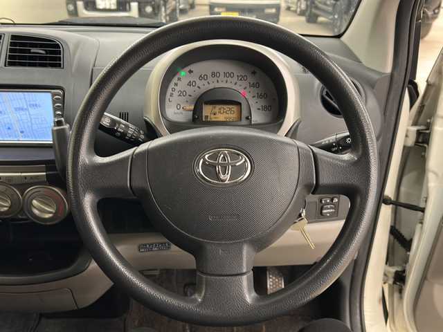 トヨタ パッソ X アドバンスドエディション 道央・札幌 2006(平18)年 10万km パールホワイト1 ・4WD/・純正メモリナビ　型式ND3T-W56/（DVD/TV/MD/AM/FM）/・純正フロアマット/・リモコンキー/・スペアキー/・電動格納ミラー/・スタッドレスタイヤ積込