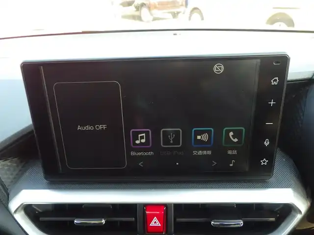 トヨタ ライズ Z 千葉県 2020(令2)年 3.3万km シャイニングホワイトパール スマートアシストIII/レーダークルーズコントロール/ブラインドスポットモニター/RCTA（リヤクロストラフィックアラート）/エコアイドル/ディスプレイオーディオ/【Bluetooth接続　Apple CarPlay対応】/純正地デジTV/パノラマモニター/前席シートヒーター/革巻きステアリング/ステアリングスイッチ/ETC/LEDヘッドライト/フォグライト/ウインカーミラー/コーナーセンサー/純正17インチアルミホイル/サイド/カーテンエアバッグ/キーフリーシステム