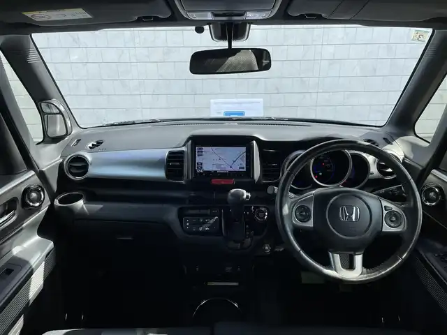 ホンダ Ｎ ＢＯＸ スラッシュ X 愛知県 2015(平27)年 6.5万km スマートブラック 純正メモリナビ/・Bluetooth/・フルセグTV/・CD/DVD/バックカメラ/ETC/オートクルーズコントロール/運転席・助手席シートヒーター/ステアリングヒーター/非接触充電/衝突軽減ブレーキ/アイドリングストップ/電子パーキング/純正フロアマット/LEDオートヘッドライト