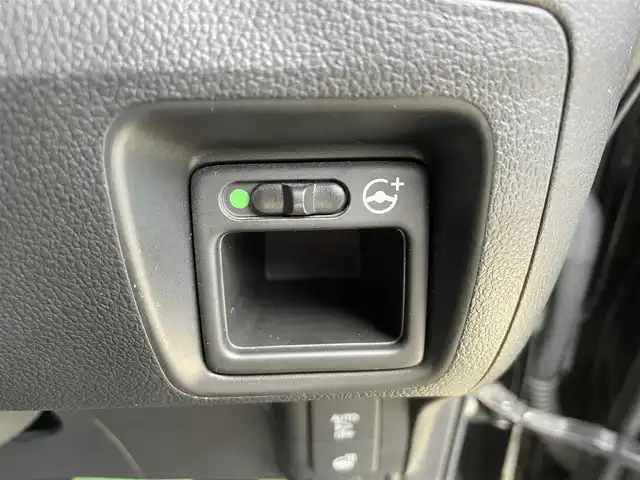 ホンダ Ｎ ＢＯＸ スラッシュ X 愛知県 2015(平27)年 6.5万km スマートブラック 純正メモリナビ/・Bluetooth/・フルセグTV/・CD/DVD/バックカメラ/ETC/オートクルーズコントロール/運転席・助手席シートヒーター/ステアリングヒーター/非接触充電/衝突軽減ブレーキ/アイドリングストップ/電子パーキング/純正フロアマット/LEDオートヘッドライト