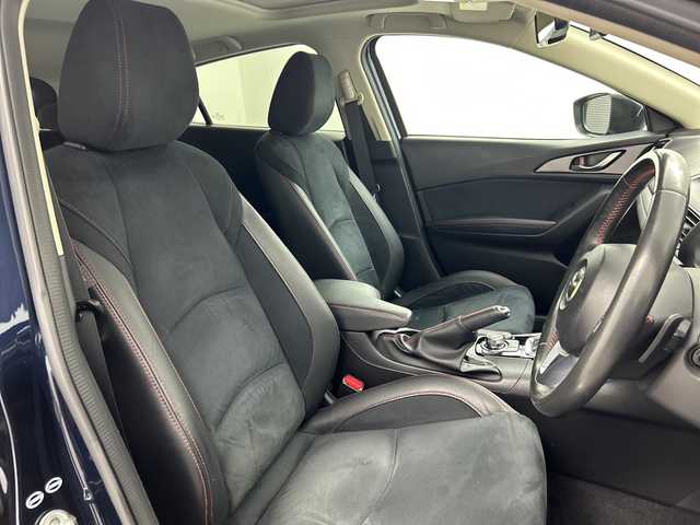 マツダ アクセラ スポーツ XD 三重県 2014(平26)年 5.8万km ディープクリスタルブルーマイカ /禁煙車//純正ナビ//サンルーフ//バックカメラ//BOSE//ヘッドアップディスプレイ//ブラインドスポットモニター//レーダークルーズコントロール//LEDヘッドライト//オートライト//運転席パワーシート//前席シートヒーター//純正18インチAW//ETC