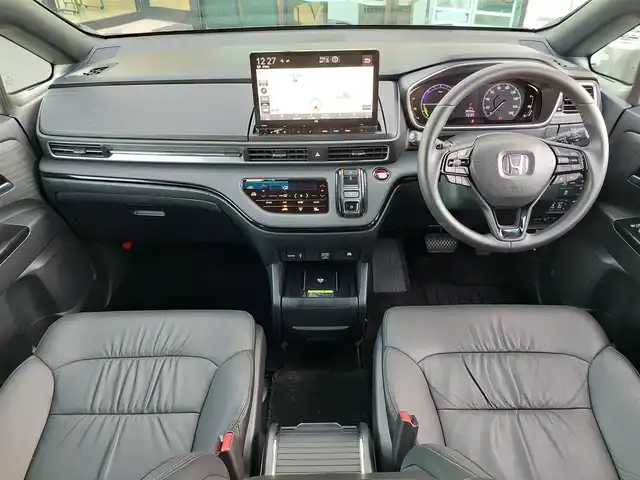 ホンダ オデッセイ ハイブリッド e:HEVアブソルート EXブラックED 東京都 2024(令6)年 0.8万km プラチナホワイトパール 純正11インチナビ/フルセグ/全方位カメラ/フリップダウンモニター/ビルトインETC/両側パワースライドドア/ワイヤレス充電/パドルシフト/レザーシート/シートヒーター/オットマン/パワーテールゲート/衝突軽減ブレーキ/レーンキープアシスト/ブラインドスポットモニター/コーナーセンサー/LEDヘッドライト