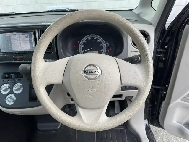 日産 デイズ ルークス S 愛知県 2018(平30)年 2.1万km ブラック ・社外メモリーナビ/・ワンセグテレビ/・CD/DVD再生機能/・AUX接続機能/・バックカメラ/・衝突軽減ブレーキ/・キーレスエントリー/・ベンチシート/・社外フロアマット