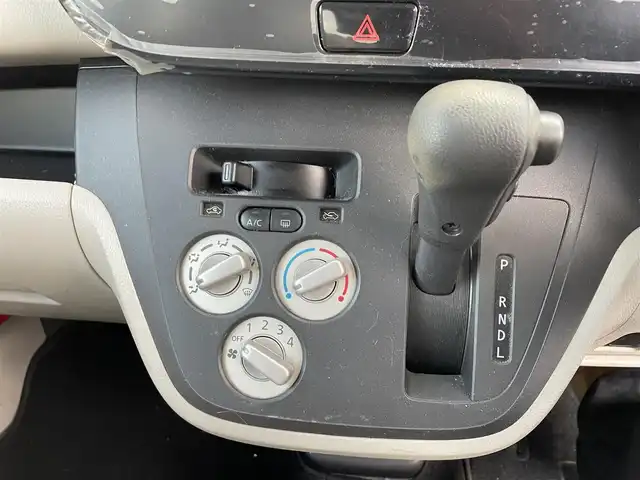 日産 デイズ ルークス S 愛知県 2018(平30)年 2.1万km ブラック ・社外メモリーナビ/・ワンセグテレビ/・CD/DVD再生機能/・AUX接続機能/・バックカメラ/・衝突軽減ブレーキ/・キーレスエントリー/・ベンチシート/・社外フロアマット