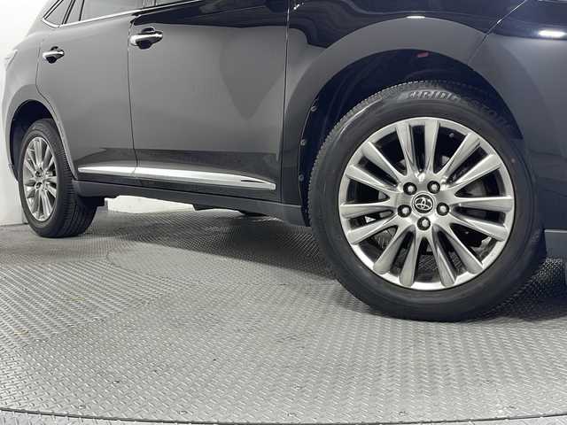 トヨタ ハリアー プレミアム 広島県 2017(平29)年 5.9万km ブラック ＡＬＰＩＮＥ９型ナビ　/バックカメラ　/レーダークルーズコントロール　/フルセグＴＶ　/パワーシート　/パワーバックドア　/オートハイビーム　/レーンキープアシスト　/衝突軽減　/コーナーセンサー　/ドラレコ　/ETC/純正18インチアルミホイール(235/55/R18)/エアバック（運転席/助手席/サイド/カーテン）