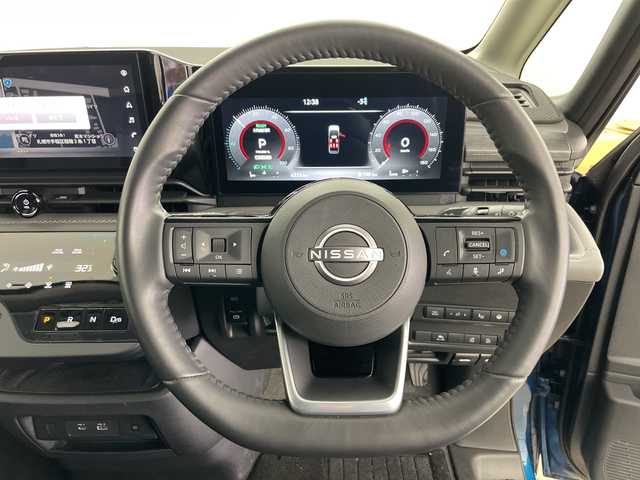 日産 セレナ e－パワー ルキシオン 道央・札幌 2023(令5)年 0.5万km 青Ⅱ ・NISSANConnectナビ/・BT&USB&フルセグTV/・HDMI&AppleCarPlay/・全方位カメラ内臓式ドライブレコーダー前後/・プロパイロット/・インテリジェントクルーズコントロール/・エマージェンシーブレーキ/・両側パワースライドドア/・レザーシート/・ステアリングスイッチ/・ヘッドアップディスプレイ/・ビルトインETC2.0/・インテリジェントルームミラー/・AC1500W/・LEDヘッドライト/・オートライト/・オートマチックハイビーム/・プッシュスタート/・スマートキー