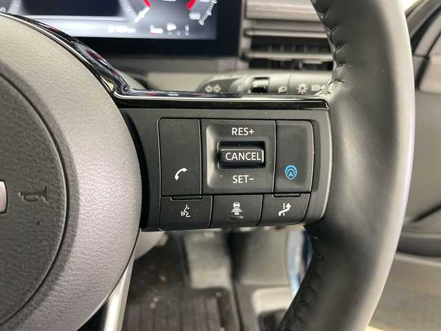 日産 セレナ e－パワー ルキシオン 道央・札幌 2023(令5)年 0.5万km 青Ⅱ ・NISSANConnectナビ/・BT&USB&フルセグTV/・HDMI&AppleCarPlay/・全方位カメラ内臓式ドライブレコーダー前後/・プロパイロット/・インテリジェントクルーズコントロール/・エマージェンシーブレーキ/・両側パワースライドドア/・レザーシート/・ステアリングスイッチ/・ヘッドアップディスプレイ/・ビルトインETC2.0/・インテリジェントルームミラー/・AC1500W/・LEDヘッドライト/・オートライト/・オートマチックハイビーム/・プッシュスタート/・スマートキー