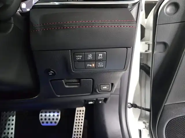 マツダ マツダ６セダン 20S ブラックトーンED 愛媛県 2021(令3)年 5.5万km スノーフレイクホワイトパールマイカ 〇純正ナビ/〇フルセグTV/〇360度ビューモニター/〇パーキングセンサー/〇BOSEサウンド/〇ETC/〇ドライブレコーダー/〇レーダークルーズコントロール/〇革巻きステアリング/〇パドルシフト/〇ステアリングヒーター/〇LEDヘッドライト/〇オートライト/〇純正19インチアルミ/〇赤革シート/〇パワーシート/〇シートヒーター/〇左右独立温度調整オートエアコン/〇スマートキー/〇禁煙車