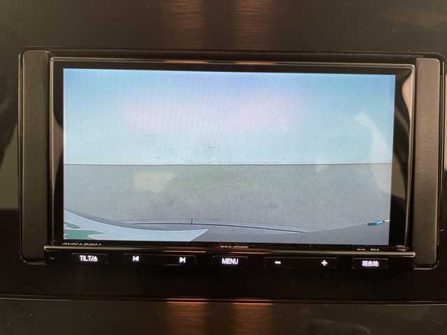 日産 ノート X FOUR 道央・札幌 2023(令5)年 7万km アルティメイトメタルシルバー ・４ＷＤ　/e-パワー/・セーフティサークル/・エマージェンシーブレーキ　/・社外メモリーナビ/・バックカメラ/・車線逸脱傾向　/・前席シートヒーター　/・ステアリングヒーター　/・Ｄ－ＭＯＤＥ　/・ETC/・オートライト　/・オートハイビーム　/・社外ドライブレコーダー　/・社外ＥＴＣ