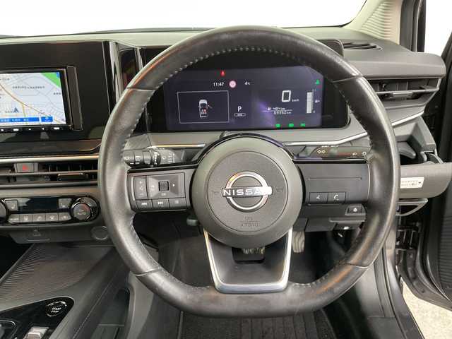 日産 ノート X FOUR 道央・札幌 2023(令5)年 7万km アルティメイトメタルシルバー ・４ＷＤ　/e-パワー/・セーフティサークル/・エマージェンシーブレーキ　/・社外メモリーナビ/・バックカメラ/・車線逸脱傾向　/・前席シートヒーター　/・ステアリングヒーター　/・Ｄ－ＭＯＤＥ　/・ETC/・オートライト　/・オートハイビーム　/・社外ドライブレコーダー　/・社外ＥＴＣ