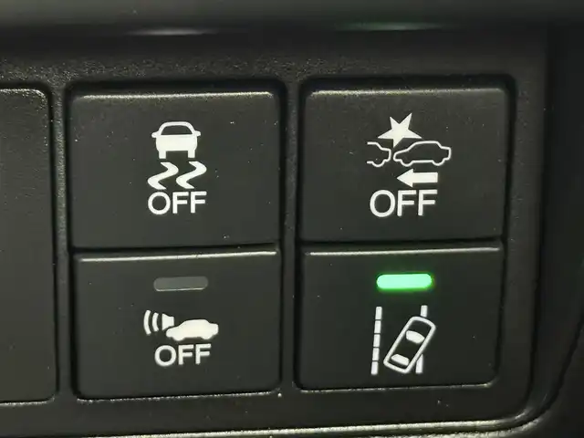 ホンダ オデッセイ ハイブリッド アブソルート・EXホンダセンジング 愛知県 2017(平29)年 4.9万km ホワイトオーキッドパール 純正ナビ/（Bluetooth/CD/DVD/SD/AM/FM）/バックカメラ/ETC/ブラインドスポットモニター/ドライブレコーダー/レザーシート/両側パワースライドドア/3列シート/オットマン/純正フロアマット/純正AW/オートライト/スマートキー/純正ナビ/（Bluetooth/CD/DVD/SD/AM/FM）/バックカメラ/ETC/ブラインドスポットモニター/ドライブレコーダー/レザーシート/3列シート/オットマン/純正フロアマット/純正AW/オートライト/スマートキー/ドアバイザー/ステアリングリモコン