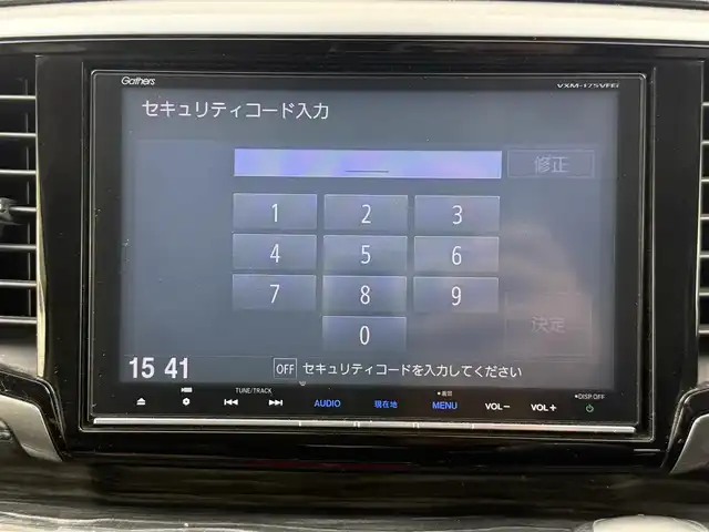 ホンダ オデッセイ ハイブリッド アブソルート・EXホンダセンジング 愛知県 2017(平29)年 4.9万km ホワイトオーキッドパール 純正ナビ/（Bluetooth/CD/DVD/SD/AM/FM）/バックカメラ/ETC/ブラインドスポットモニター/ドライブレコーダー/レザーシート/両側パワースライドドア/3列シート/オットマン/純正フロアマット/純正AW/オートライト/スマートキー/純正ナビ/（Bluetooth/CD/DVD/SD/AM/FM）/バックカメラ/ETC/ブラインドスポットモニター/ドライブレコーダー/レザーシート/3列シート/オットマン/純正フロアマット/純正AW/オートライト/スマートキー/ドアバイザー/ステアリングリモコン