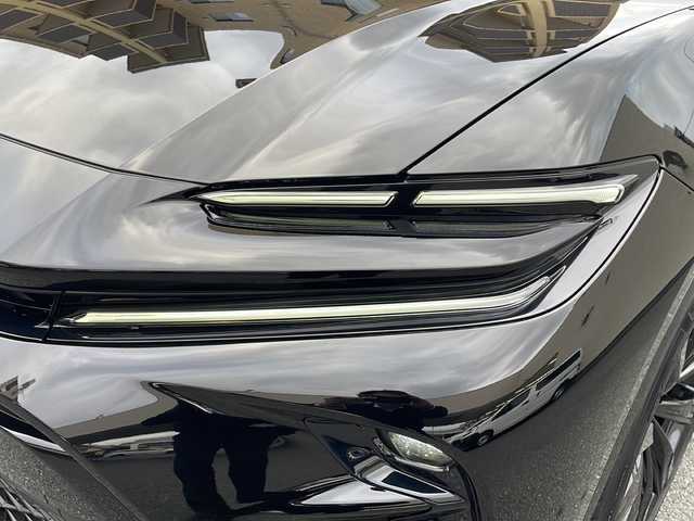 トヨタ クラウン スポーツ Z 広島県 2024(令6)年 0.8万km ブラック /登録時走行距離/　　　　　　　7683キロ/ワンオーナー/パノラマルーフ/純正ナビ/パノラミックビューモニター/地デジ/黒革シート/エアシート/パワーバックドア/モデリスタエアロ/デジタルインナーミラー/置くだけ充電/スペアキー×１/ビルトインETC/新車時整備手帳/　　【保証書】/取扱説明書/