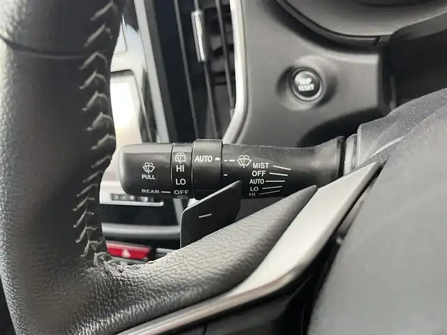スバル フォレスター ハイブリッド アドバンス 高知県 2018(平30)年 3.4万km クリスタルホワイトP 社外ナビ/　Bluetooth/フルセグ/　CD/DVD/AM/FM/バックカメラ/サイドカメラ/ビルトインETC/4WD/ドライブレコーダー/シートヒーター/ステアリングヒーター/プッシュスタート/スマートキー/スペアキー/純正18インチアルミホイール/純正フロアマット/LEDヘッドライト/コーナーセンサー/本革巻きステアリング/シートメモリー/ルーフレール/MTモード付AT/パワーシート/衝突被害軽減システム/オートライト/盗難防止装置/保証書/取扱説明書/記録簿
