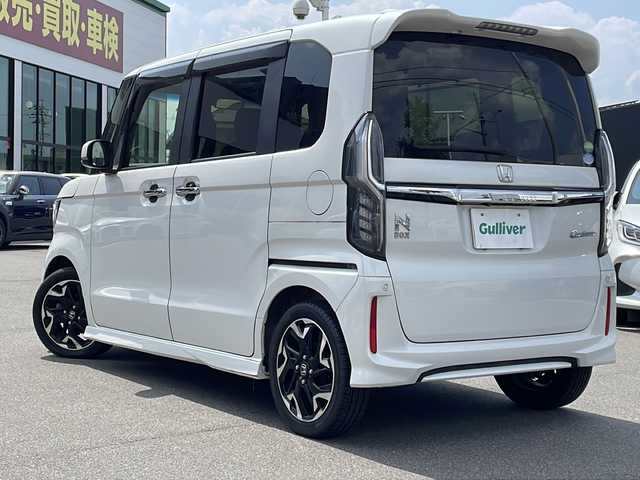 ホンダ Ｎ ＢＯＸ カスタム G L ターボ ホンダセンシング 長野県 2019(令1)年 5.7万km プラチナホワイトパール ターボ/純正9インチメモリナビ/(CD/DVD/BT/フルセグTV)/バックカメラ/両側パワースライドドア/ハーフレザーシート/ホンダセンシング/スマートキー/プッシュスタート/ETC/電格ミラー/ウィンカーミラー/オートライト/フォグランプ/LEDヘッドライト/レーダークルーズコントロール/クリアランスソナー /革巻きステアリング/ステアリングスイッチ/純正15インチアルミホイール/ドアバイザー/フロアマット