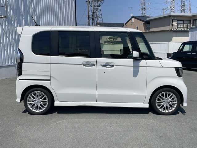 ホンダ Ｎ ＢＯＸ カスタム L ターボ 三重県 2022(令4)年 3.7万km プラチナホワイトパール 社外ナビ　/フルセグTV　/ホンダセンシング　/レーダークルーズ　/レーンアシスト　/シートヒーター　/バックカメラ　/前席シートヒーター　/ステアリングスイッチ　/LEDヘッドライト　/ハーフレザーシート　/スマートキー/プッシュスタート/オートエアコン/両側電動スライドドア/コーナーセンサー/ハーフレザーシート/スマートキープッシュスタート/電動格納ミラー/ヘッドライトレベライザー/オートエアコン