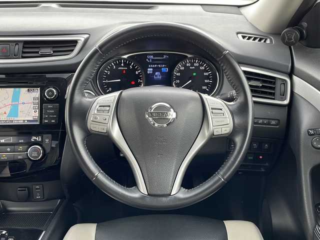 日産 エクストレイル ハイブリッド モード・プレミア 新潟県 2016(平28)年 11.5万km ブリリアントホワイトパール 4WD/純正SDナビ/CD/DVD/BT/フルセグテレビ/ミュージックサーバー/全方位カメラ/ETC/衝突被害軽減ブレーキ/レーンキープアシスト/クルーズコントロール/革シート/シートヒーター /パーキングアシスト/コーナーセンサー/パワーバックドア/ステアリングスイッチ/スマートキー/プッシュスタート/LEDヘッドライト/オートライト/フォグランプ